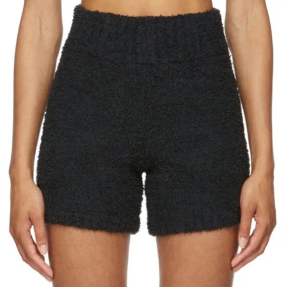SKIMS Cozy Knit Boucle Soft Fuzzy High Waisted Shorts in Onyx Black Size L/XL - Picture 1 of 6